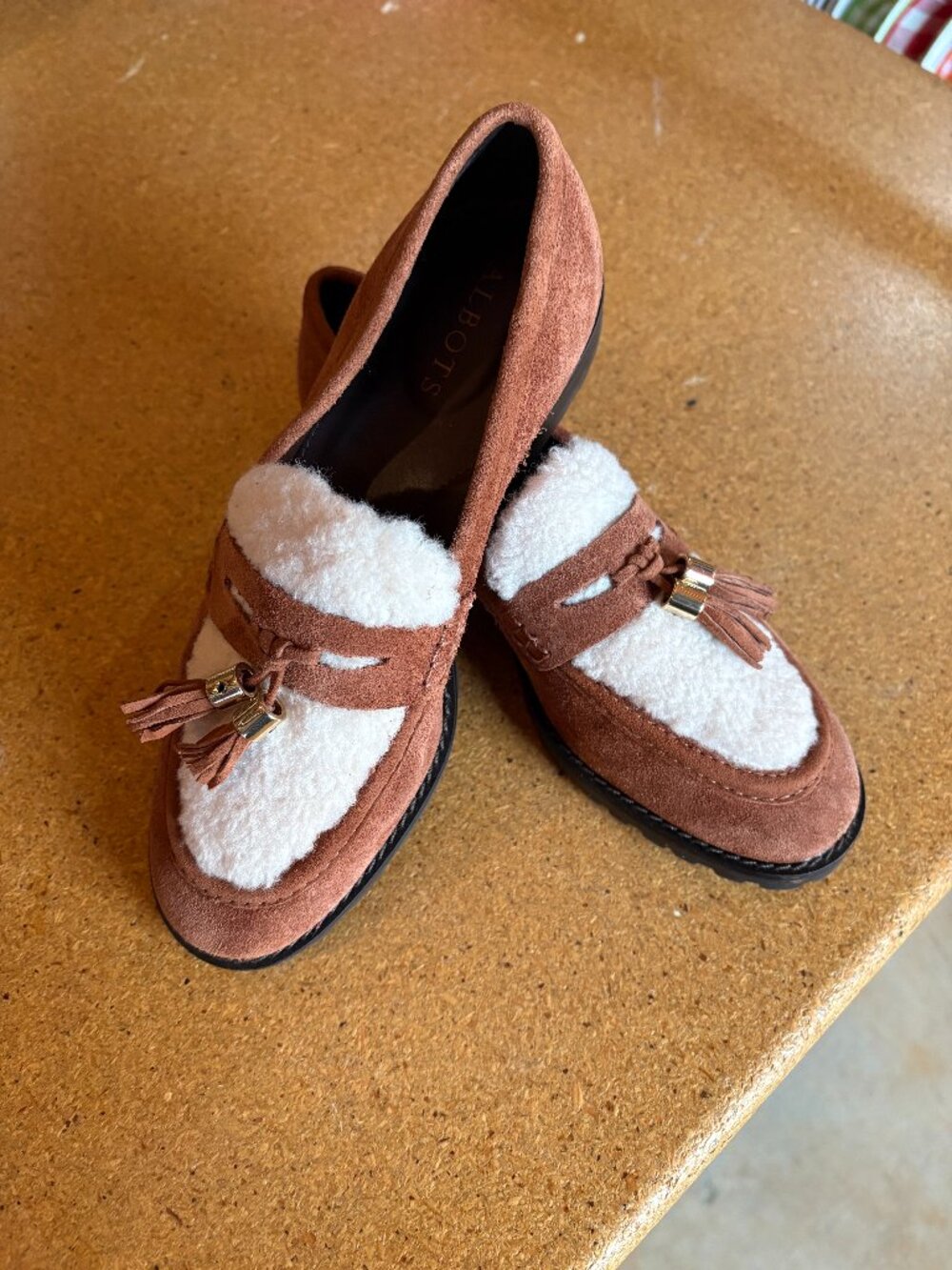 NWOT Talbot's Tassle Loafer Size 6